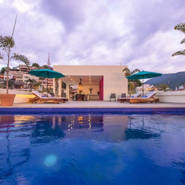 Condominium in the heart of PV 302 - One-Bedroom Apartment - 16