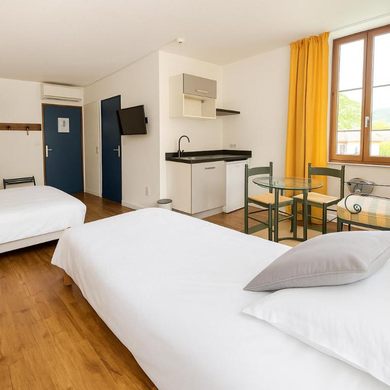 Logis Hôtel de Genève et Restaurant , Faverges-Seythenex - Studio - 2