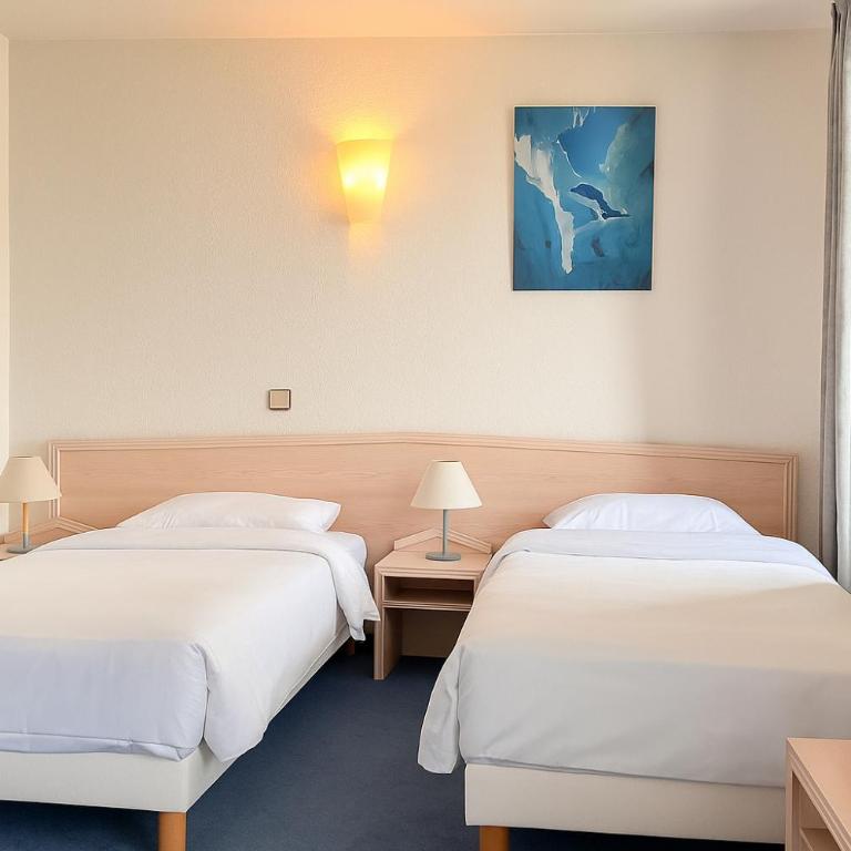 Logis Hôtel de Genève et Restaurant , Faverges-Seythenex - Chambre Lits Jumeaux Standard - 1