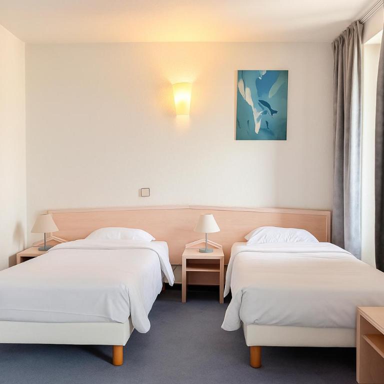 Logis Hôtel de Genève et Restaurant , Faverges-Seythenex - Chambre Lits Jumeaux Standard - 2