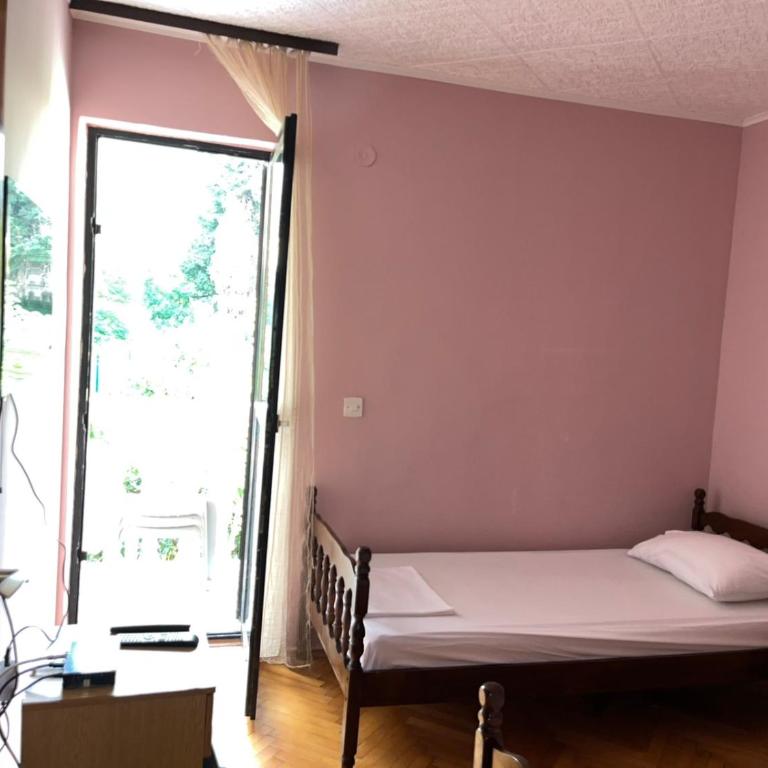 Alexander Apartments - Two-Bedroom Apartment - 9