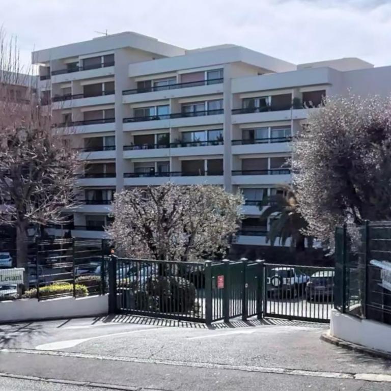 Parc Baie des Anges - One-Bedroom Apartment - 23