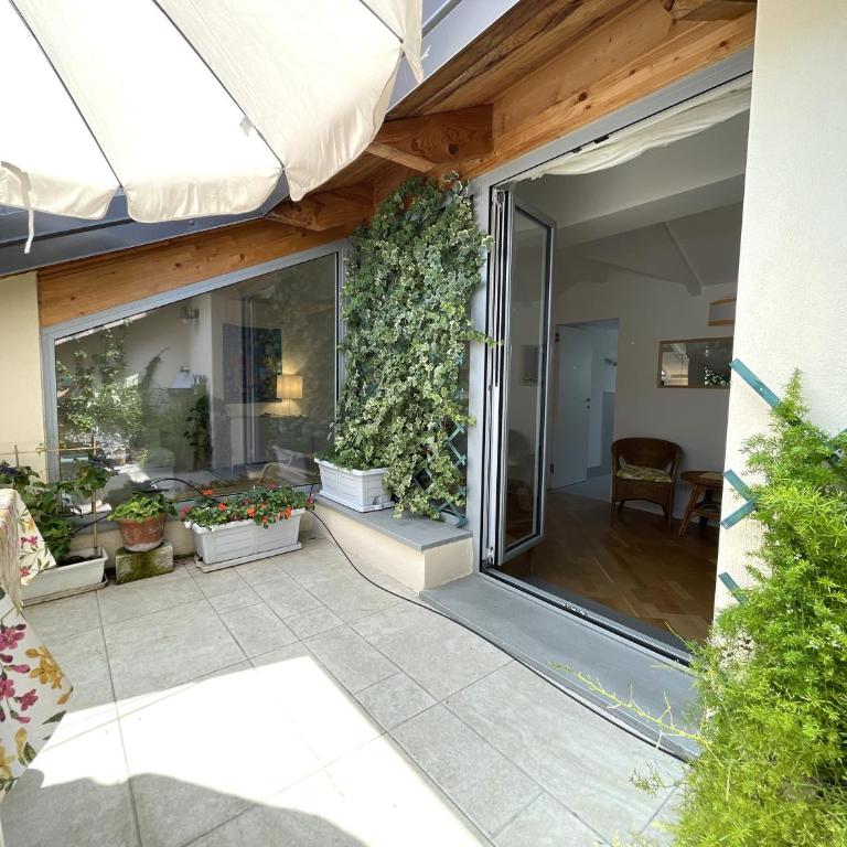 mansarda con terrazzo centralissima - Appartamento con 1 Camera da Letto - 13