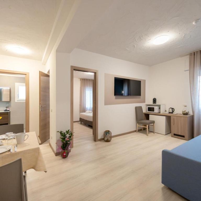 Hotel Capinera - Suite Familiare - 23