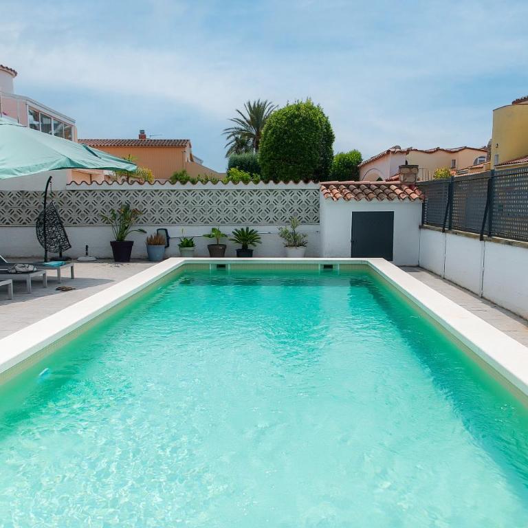 WELCS CASA 111 EMP con piscina privada y parking - Villa con piscina privada - 2