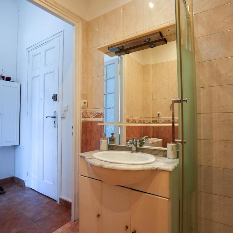 Coeur de Nice - Plage et Centre - Appartement 1 Chambre - 14