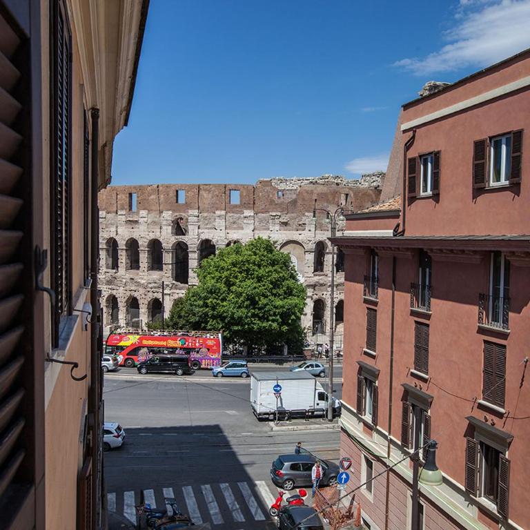 Aurora al Colosseo - Appartamento con 2 Camere da Letto e Balcone - 24