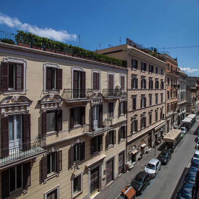 Aurora al Colosseo - Appartamento con 2 Camere da Letto e Balcone - 23