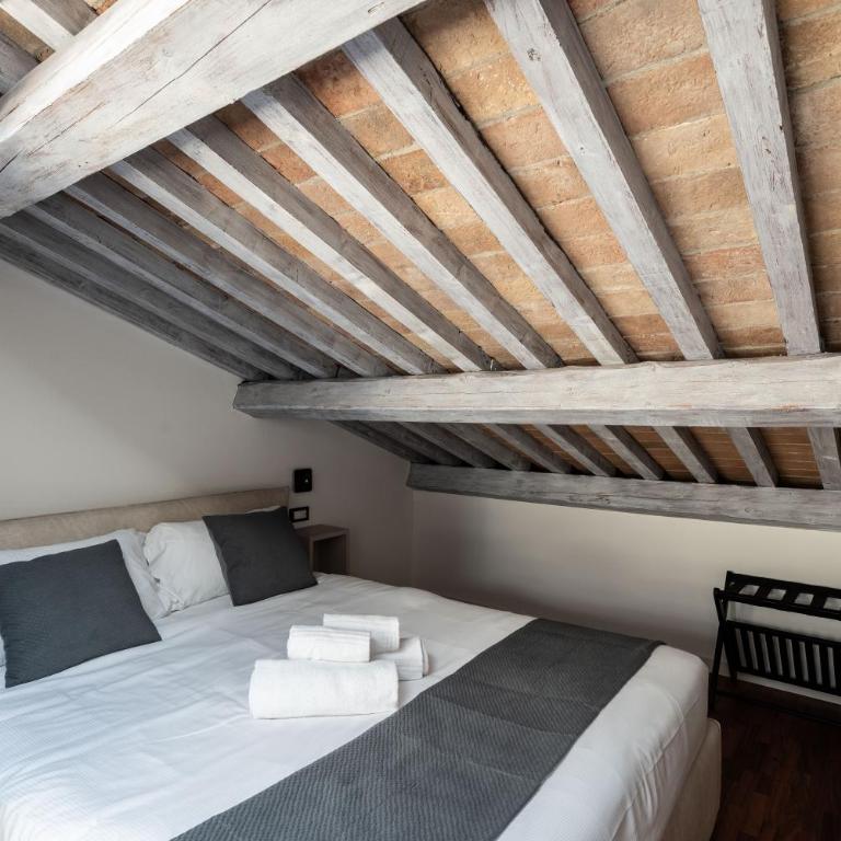 GuestHost - Santo 86 Luxury Rooms - Camera Matrimoniale Superior - 2