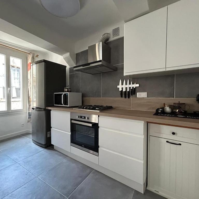 Appartement cosy et lumineux au cœur de Cogolin - One-Bedroom Apartment - 3