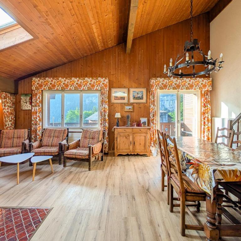 Cœur de Champéry, terrasse & près des remontées ! - Appartement avec Vue et Balcon - 1