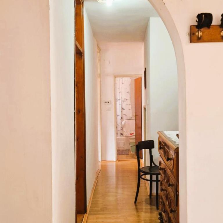 Biuk - One-Bedroom Apartment - 7