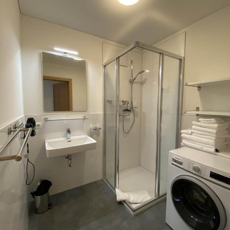 Haus Albuin - Apartment mit 2 Schlafzimmern und Dusche - 10