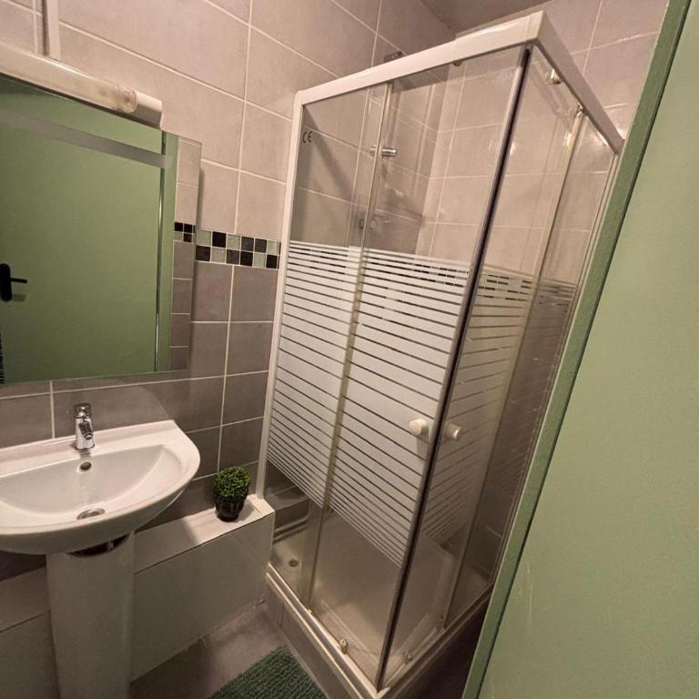 HÔTEL ORION - Chambre Double - 5