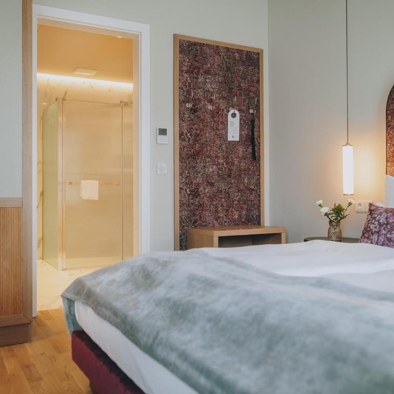 Grand Elisabeth - 4 Sterne superior - Suite mit Balkon - 2