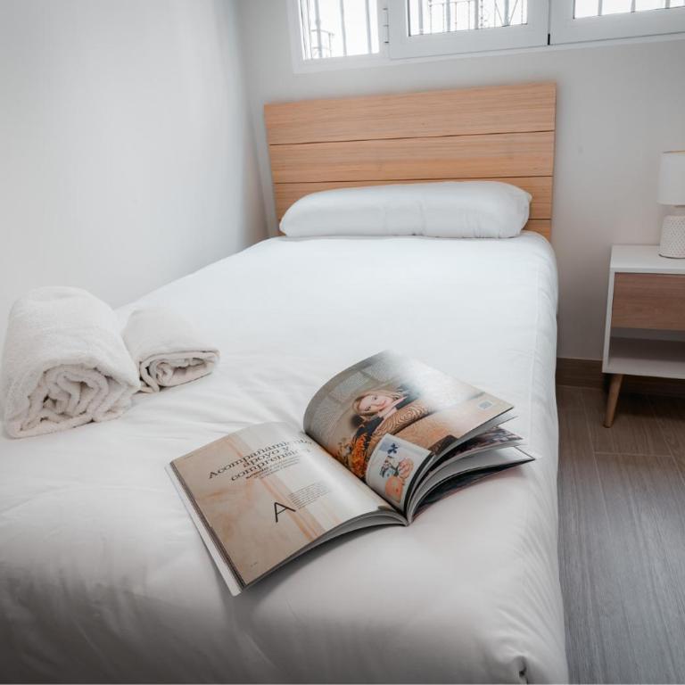 - Apartamento de dos dormitorios - QH Hornillo de Cartuja - Two-Bedroom Apartment - 11
