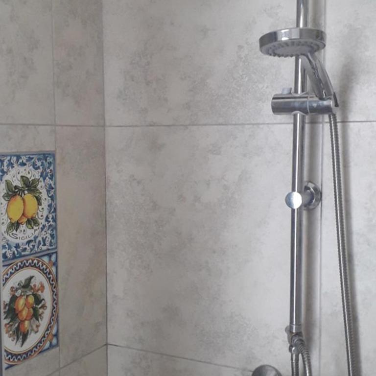 A Casa Di Alex - Appartamento con 3 Camere da Letto - 9