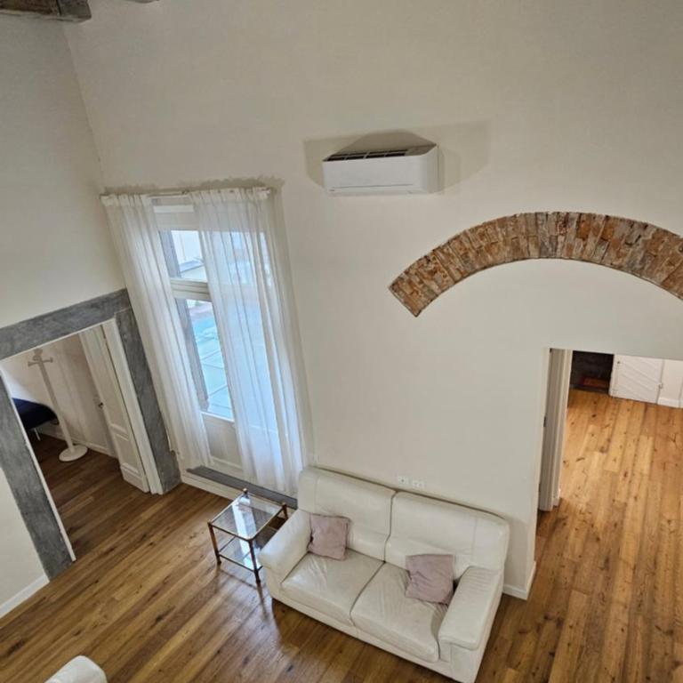 Eleganza e convivialità in centro, vista Duomo per gruppi e famiglie - Three-Bedroom Apartment - 25