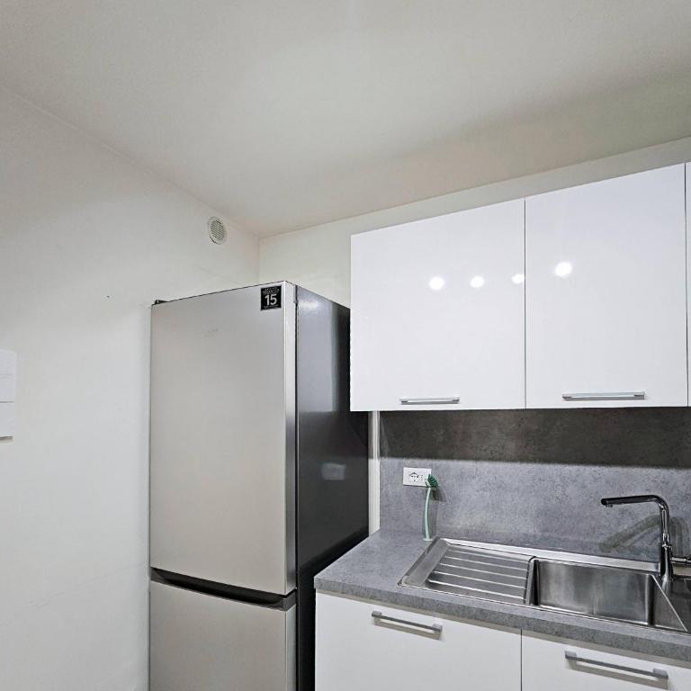 Eleganza e convivialità in centro, vista Duomo per gruppi e famiglie - Three-Bedroom Apartment - 54