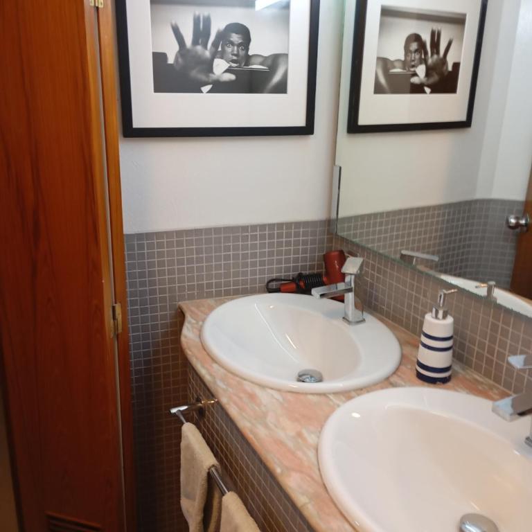 The boathouse - Deluxe Queen Room - 2