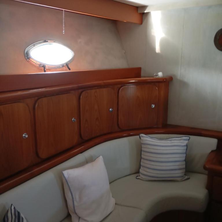 The boathouse - Deluxe Queen Room - 5