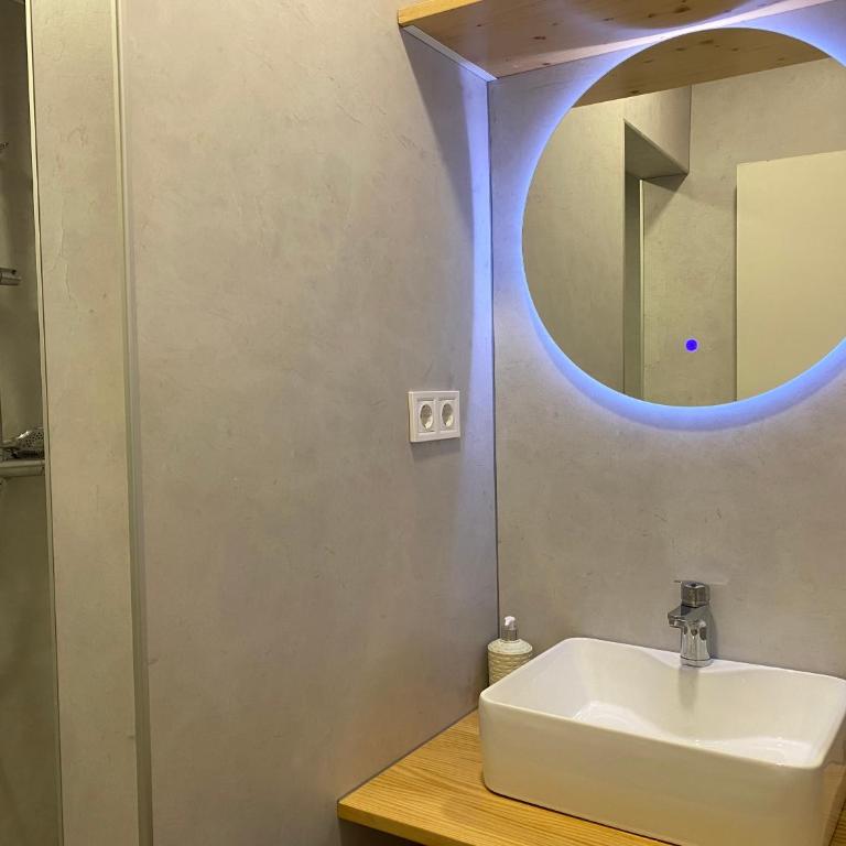 Gracia&Güell Home - One-Bedroom Apartment - 3
