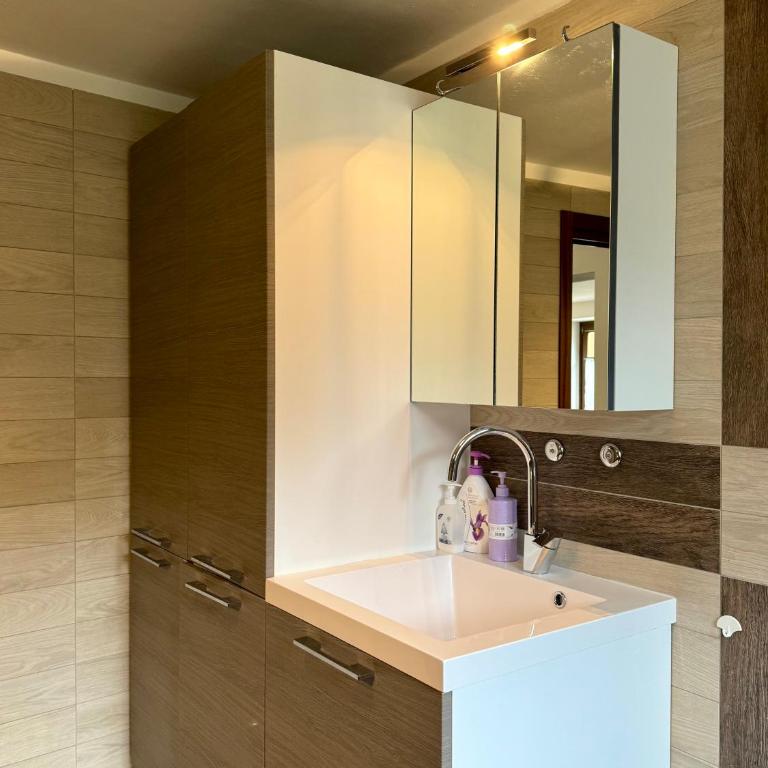 Folghouse - Appartement 3 Chambres Premium avec Balcon - 15