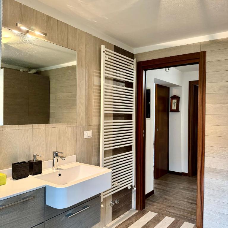 Folghouse - Appartement 3 Chambres Premium avec Balcon - 17