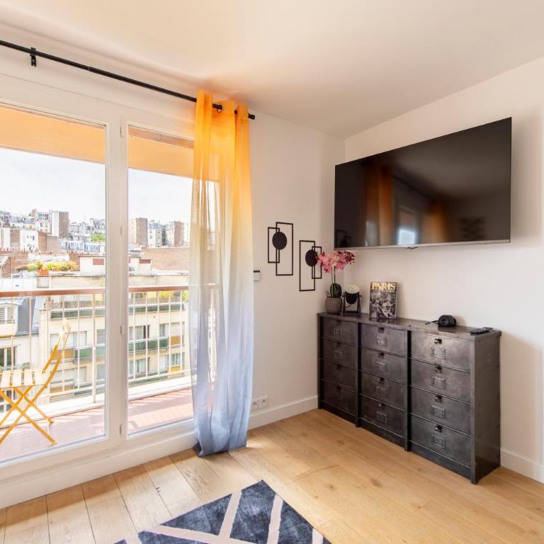 Stylish Stay - Balcony & Amazing View - Montmartre - Deluxe Apartment mit Balkon und 2 Schlafzimmern - 12