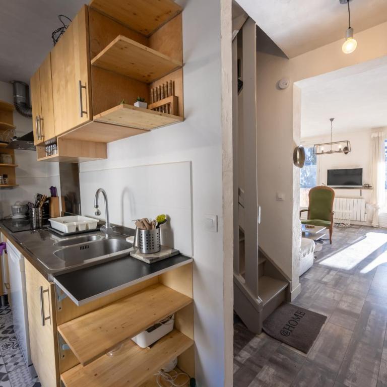 Douce Altitude - Centre ville - Balcon - Apartment mit 2 Schlafzimmern - 3