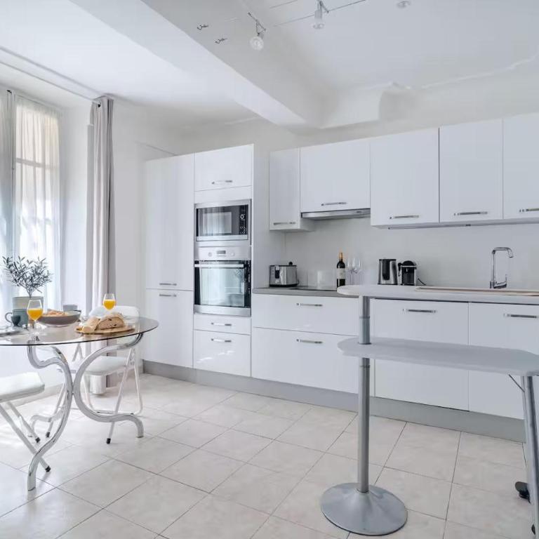 Le Bernardin - T2 dans le Vieil Antibes - Apartment mit 1 Schlafzimmer - 2