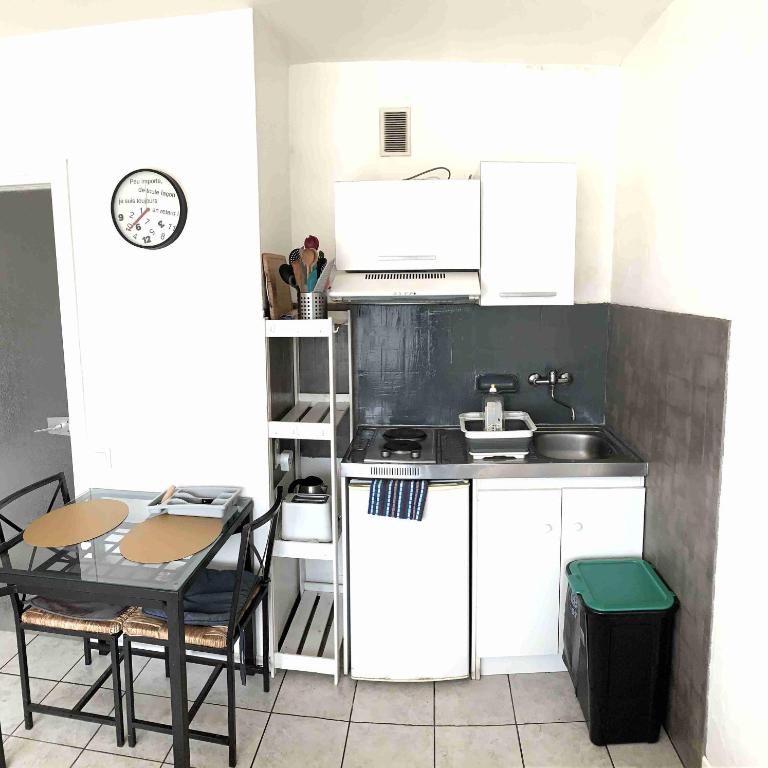 Studio PLEUMEUR - One-Bedroom Apartment - 8