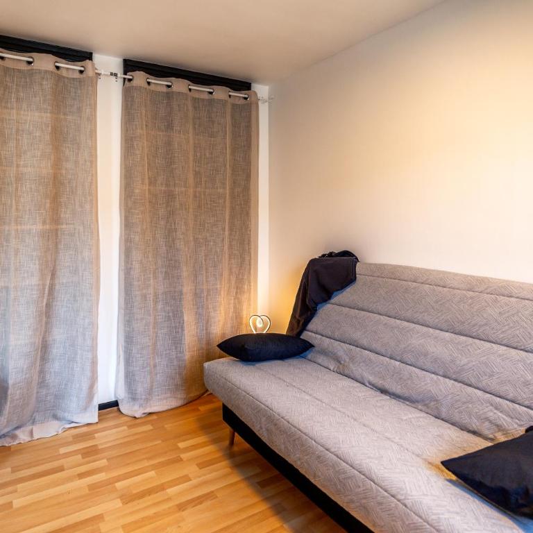 Appartement paisible au bord de l Isle avec parking - Apartment mit 2 Schlafzimmern - 11
