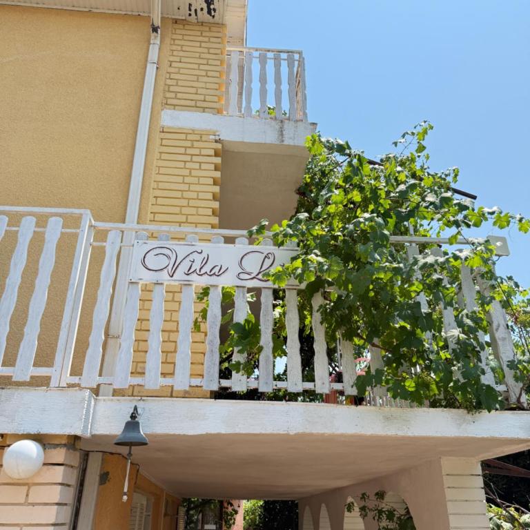 Dobra Voda Cozy Sea View - Three-Bedroom Apartment - 10