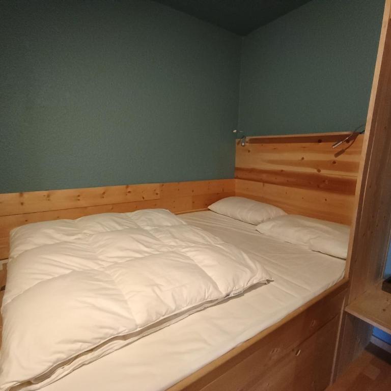 Studio lumineux rénové, parking, animaux acceptés, 5 pers - FR-1-445-62 - Estudio - 8