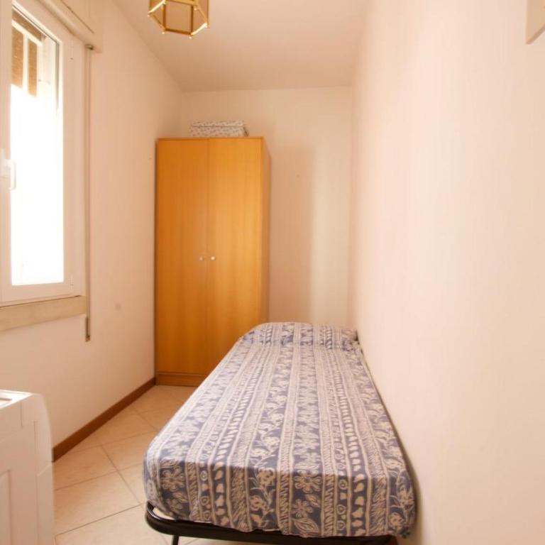 12 Accesso - Home Immobiliare Jesolo - Appartamento con 3 Camere da Letto - 23