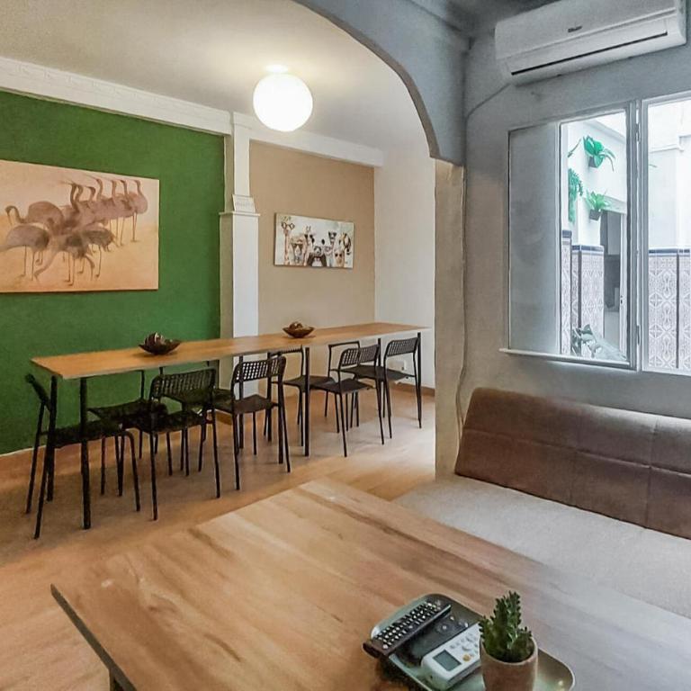 Luxurious Home In Jerez De La Frontera With Wifi - Casa Vacacional de 7 dormitorios - 1