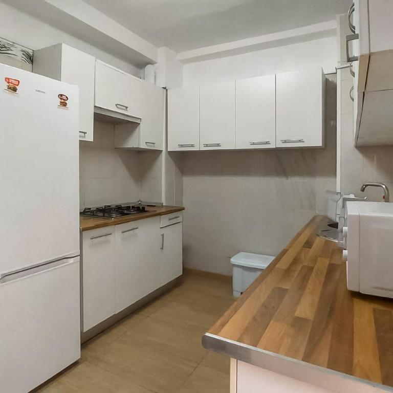 Luxurious Home In Jerez De La Frontera With Wifi - Casa Vacacional de 7 dormitorios - 3