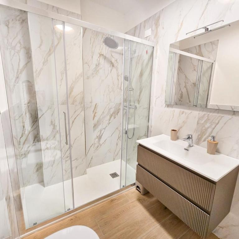 Trilocale Prati design con garage - Appartamento con 2 Camere da Letto - 31