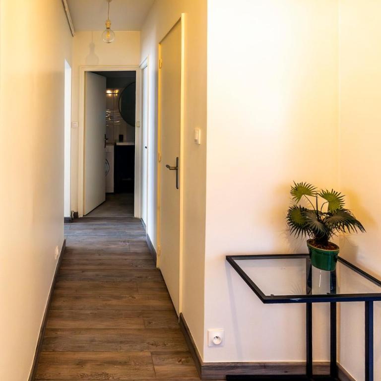 Appartement paisible au bord de l Isle, parking privé - Apartment mit 1 Schlafzimmer - 3
