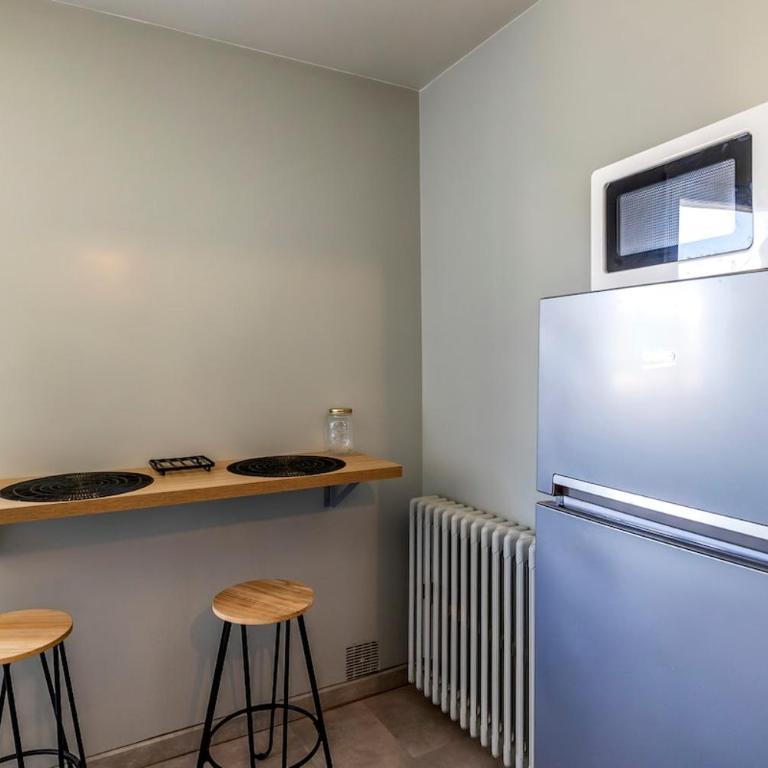 Appartement paisible au bord de l Isle, parking privé - Apartment mit 1 Schlafzimmer - 4