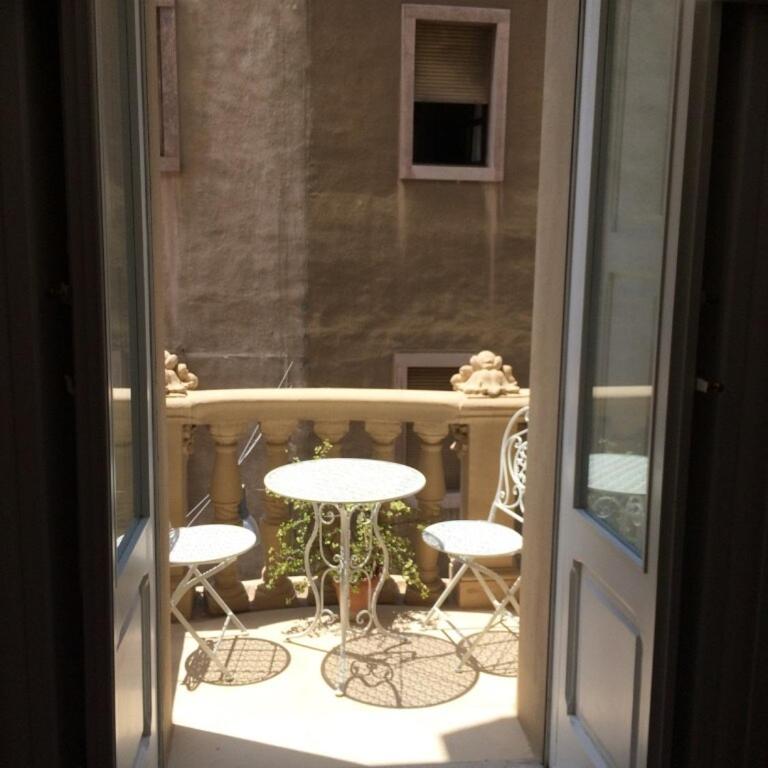 Lecce-Prestigious studios-flat in center city - Appartamento Monolocale con 1 Letto Matrimoniale - 10