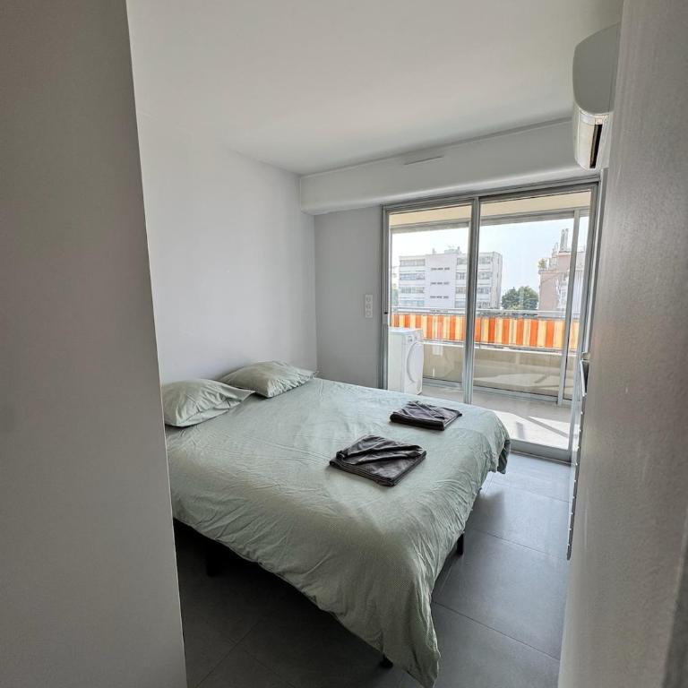 Appartement vue mer avec plage a pied garage prive à Golfe-Juan - Apartment mit 1 Schlafzimmer - 13