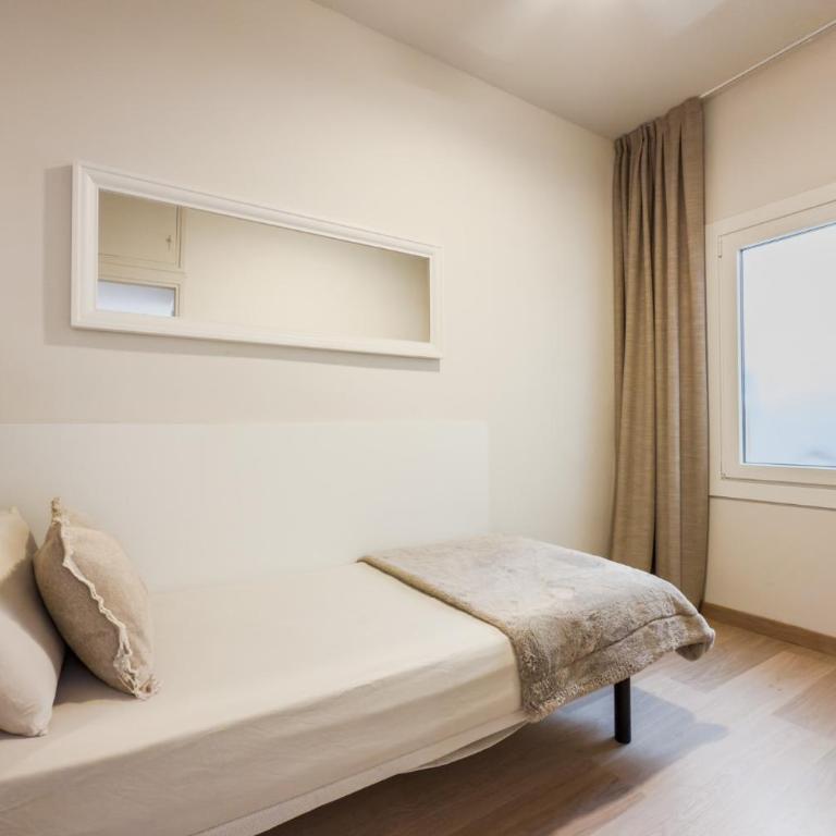 Barcelona Aura Apartments - Apartamento Estándar de 3 dormitorios - 21