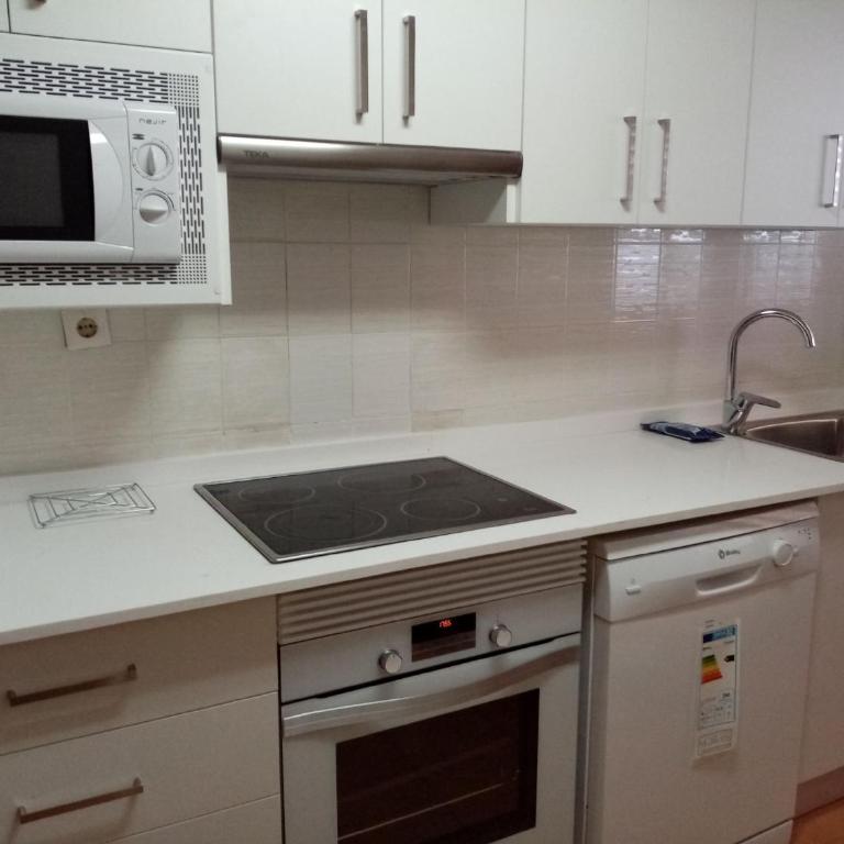 Torres de San Antonio 10 - Three-Bedroom Apartment - 22