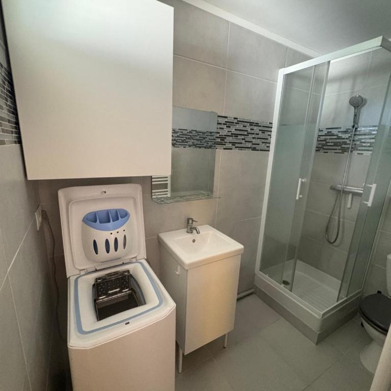 Studio avec place de parking - Proche commerce et plage - Studio - 3