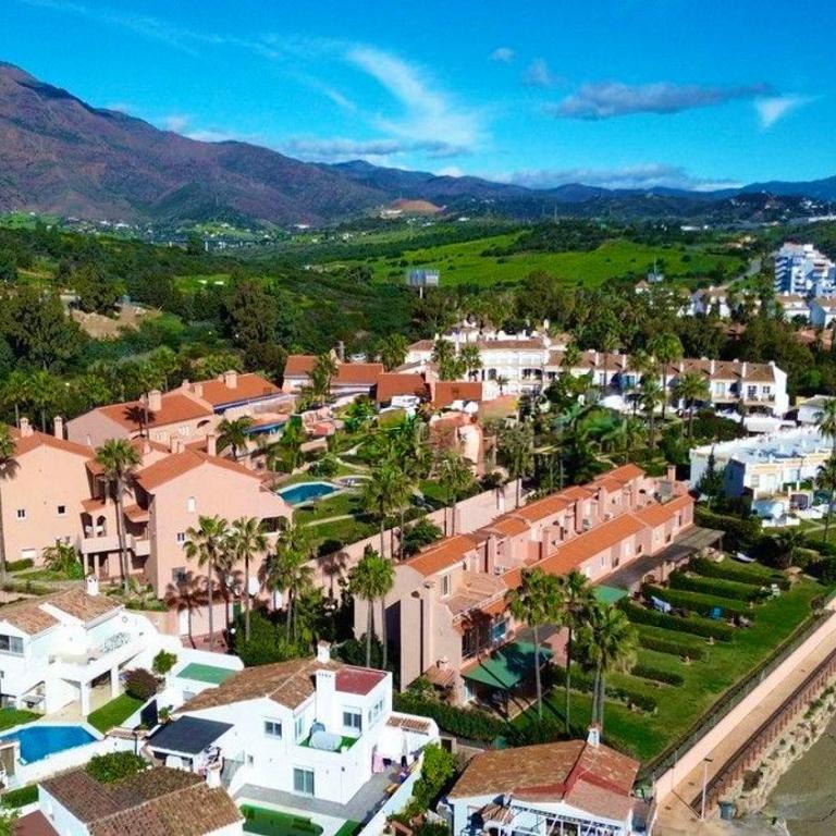 No1 - Beachfront Estepona, close to port, 2 bedroom, 2 bathroom, sleeps 5 - Apartamento Familiar de 2 dormitorios con vistas - 27