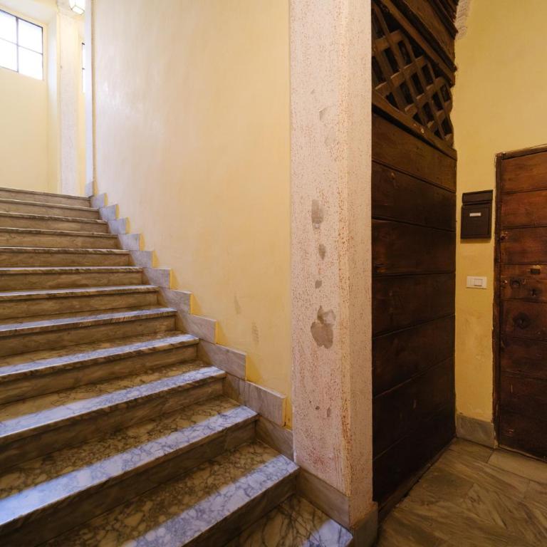 Golden House BuddyRent - Appartamento con 2 Camere da Letto - 37