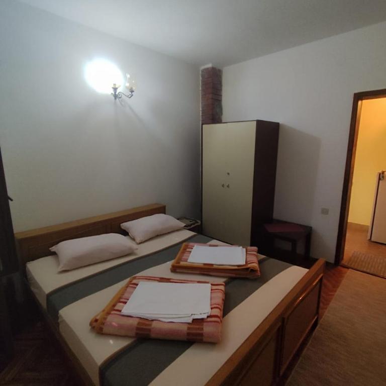 Apartmani Vučević - Apartman sa 2 Spavaće Sobe i Terasom - 8