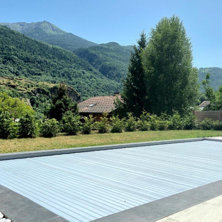 Chalet neuf, Jacuzzi, piscine privée mai-sept, pétanque, proche Paradiski - Chalet - 41